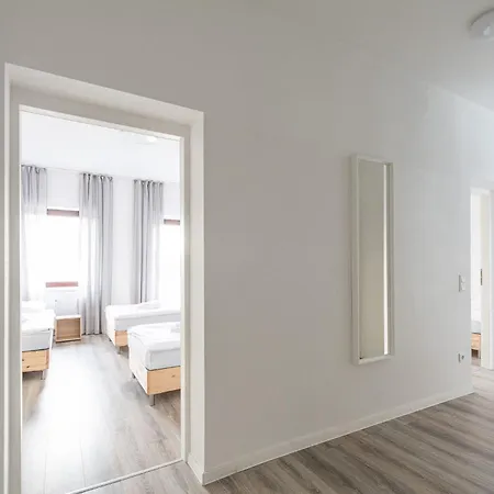 T&k - 1 To 4 - 20min To Tradefair Messe Airport Duesseldorf Duisburg