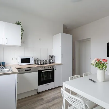 T&k - 1 To 4 - 20min To Tradefair Messe Airport Duesseldorf * Duisburg