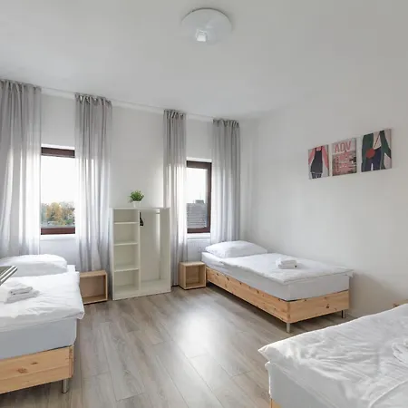 Lägenhet T&k - 1 To 4 - 20min To Tradefair Messe Airport Duesseldorf Duisburg