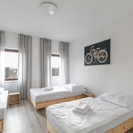 T&k - 1 To 4 - 20min To Tradefair Messe Airport Duesseldorf Lägenhet *