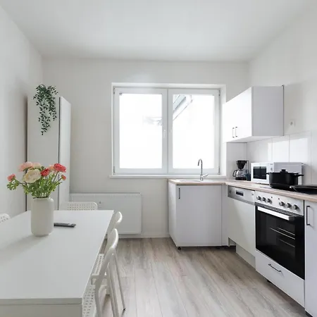 Lejlighed T&k - 1 To 4 - 20min To Tradefair Messe Airport Duesseldorf *