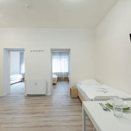 T&k - 1 To 4 - 20min To Tradefair Messe Airport Duesseldorf Lägenhet Duisburg