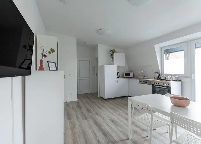 T&k - 1 To 4 - 20min To Tradefair Messe Airport Duesseldorf 杜伊斯堡